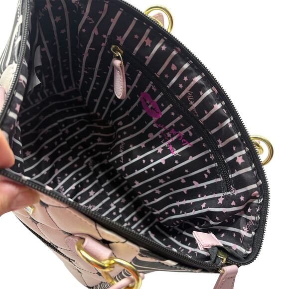 BETSEY JOHNSON LUV BETSEY - Quilted Heart Satchel Bag Blk/Wht/Pnk gold hardware - Picture 13 of 16